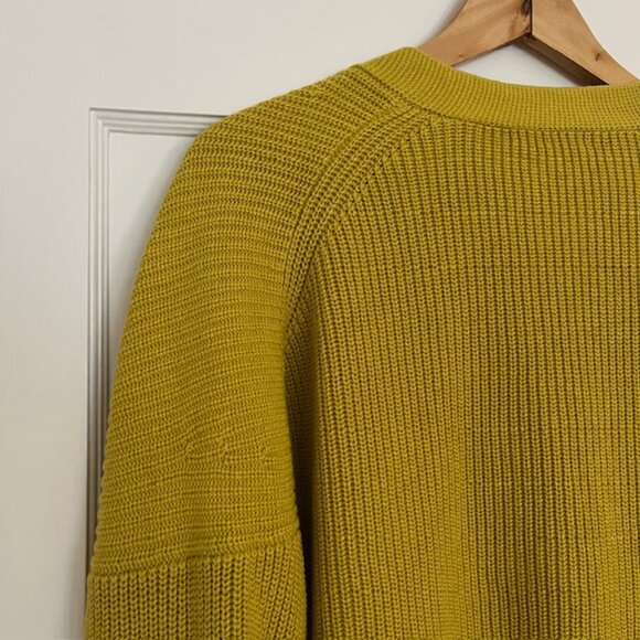 J. Crew V-neck Cotton Cashmere Cardigan in Rare Yellow-Green Colorway | Size M - Picture 6 of 9